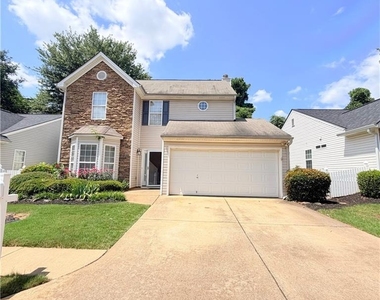 153 Greystone Circle - Photo Thumbnail 31