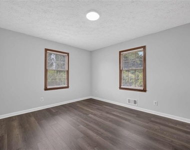 2591 Doc Hughes Road - Photo Thumbnail 31