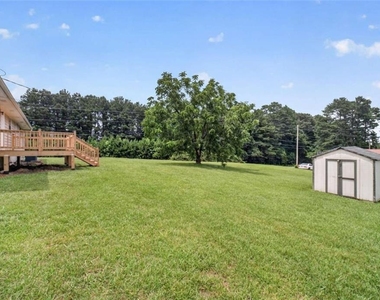 2591 Doc Hughes Road - Photo Thumbnail 34