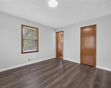 2591 Doc Hughes Road - Photo Thumbnail 22