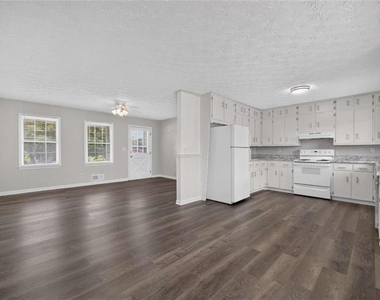 2591 Doc Hughes Road - Photo Thumbnail 14
