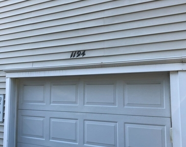 1194 Cove Drive - Photo Thumbnail 12