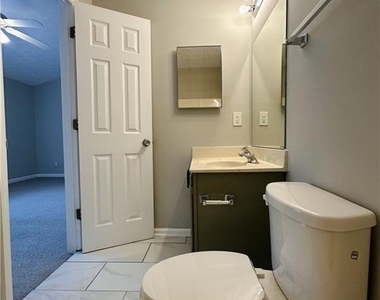 1016 Kennesborough Road Nw - Photo Thumbnail 32