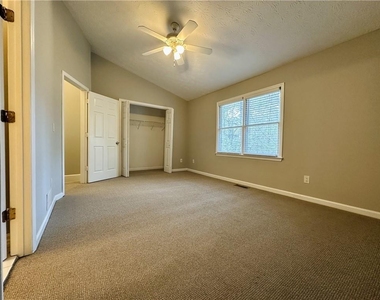 1016 Kennesborough Road Nw - Photo Thumbnail 22
