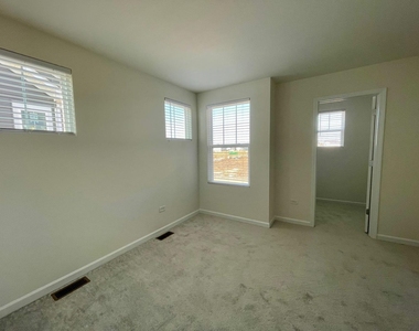 2243 Horseshoe Circle - Photo Thumbnail 19