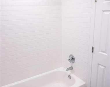 1275 Calhoun Avenue - Photo Thumbnail 9