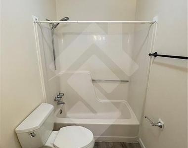 4267 Grogan Street Nw - Photo Thumbnail 24