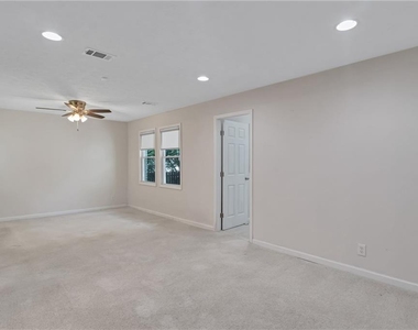 5772 Lilburn Stone Mountain Road - Photo Thumbnail 28