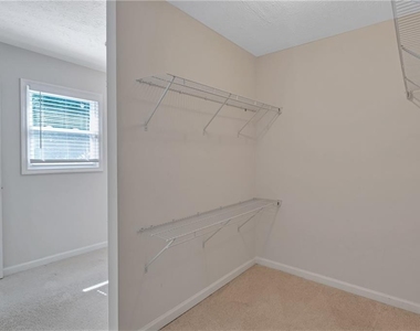 5772 Lilburn Stone Mountain Road - Photo Thumbnail 31