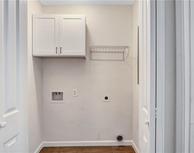 5772 Lilburn Stone Mountain Road - Photo Thumbnail 35