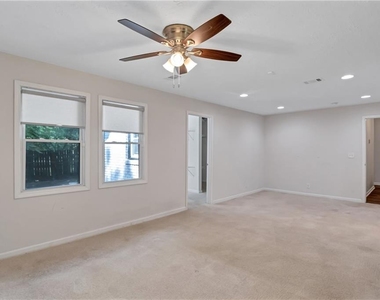 5772 Lilburn Stone Mountain Road - Photo Thumbnail 17