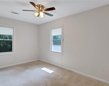 5772 Lilburn Stone Mountain Road - Photo Thumbnail 22