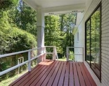 1012 Knightsbridge Road Nw - Photo Thumbnail 1
