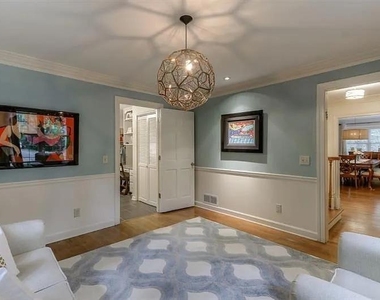 555 Greenland Road - Photo Thumbnail 4