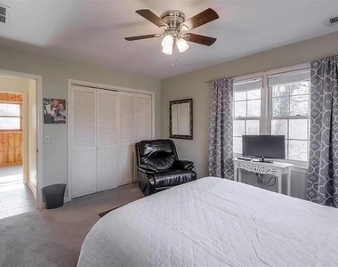 555 Greenland Road - Photo Thumbnail 27