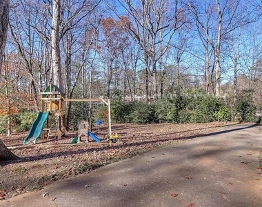 555 Greenland Road - Photo Thumbnail 45