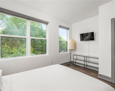 1261 Wright Lane Se - Photo Thumbnail 18