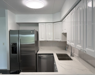 16 E Old Willow Road - Photo Thumbnail 3