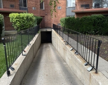16 E Old Willow Road - Photo Thumbnail 20