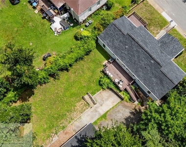 3277 Wheeler Street - Photo Thumbnail 23