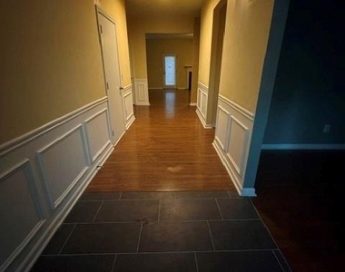 1020 Capstone Court - Photo Thumbnail 6