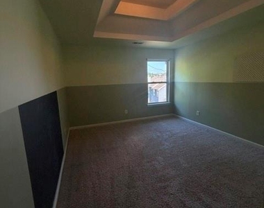 1020 Capstone Court - Photo Thumbnail 24