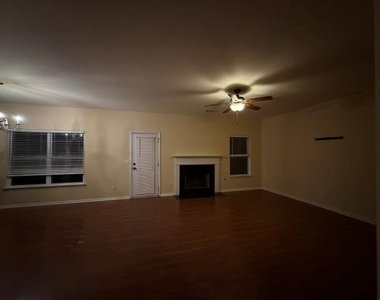 1020 Capstone Court - Photo Thumbnail 14
