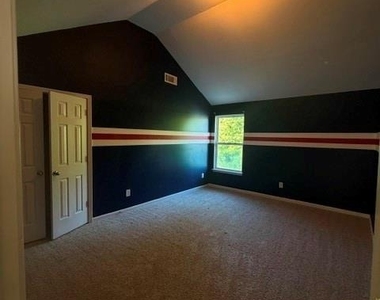 1020 Capstone Court - Photo Thumbnail 23