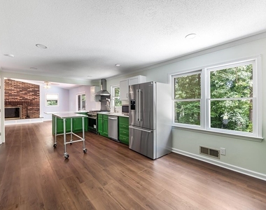 1179 Pathfinder Road - Photo Thumbnail 4