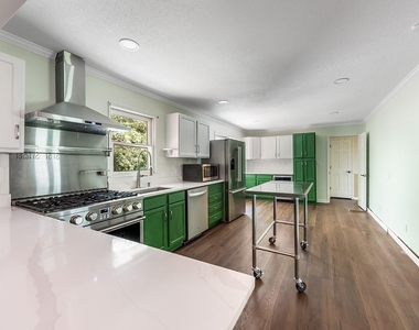 1179 Pathfinder Road - Photo Thumbnail 2