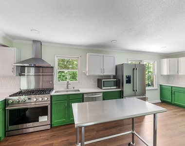 1179 Pathfinder Road - Photo Thumbnail 3