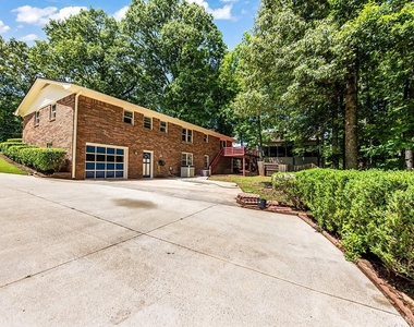 1179 Pathfinder Road - Photo Thumbnail 22