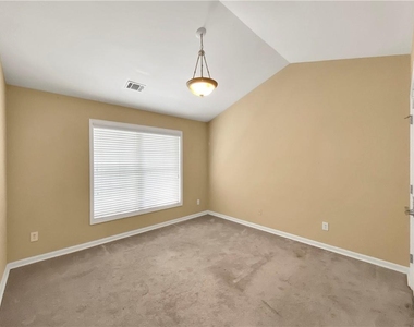 2511 Gadsen Walk - Photo Thumbnail 37