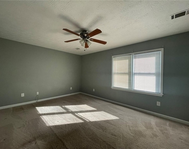 3076 Mill Falls Court - Photo Thumbnail 6