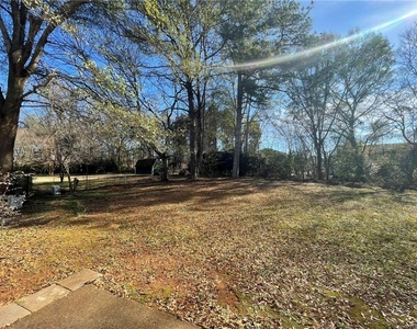 3076 Mill Falls Court - Photo Thumbnail 11