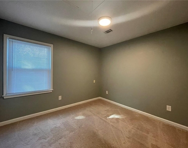 3076 Mill Falls Court - Photo Thumbnail 10