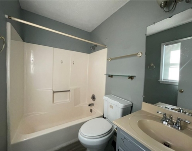 3076 Mill Falls Court - Photo Thumbnail 7