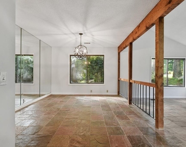 1000 Muirfield Drive - Photo Thumbnail 19