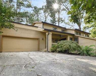 1000 Muirfield Drive - Photo Thumbnail 1