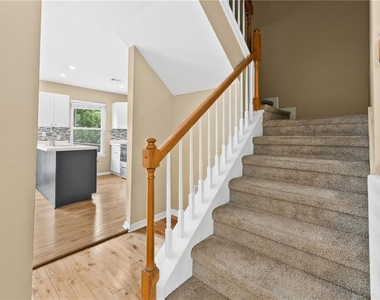 2266 Oak Glenn Circle - Photo Thumbnail 10