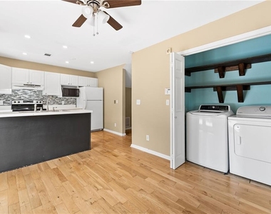 2266 Oak Glenn Circle - Photo Thumbnail 15