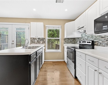 2266 Oak Glenn Circle - Photo Thumbnail 12