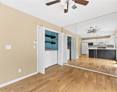 2266 Oak Glenn Circle - Photo Thumbnail 14
