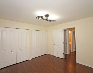 229 Willow Parkway - Photo Thumbnail 16
