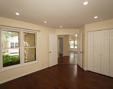 229 Willow Parkway - Photo Thumbnail 18