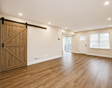 311 Milton Court - Photo Thumbnail 6