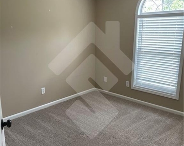 4839 Lake Park Lane - Photo Thumbnail 25