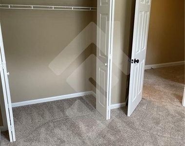 4839 Lake Park Lane - Photo Thumbnail 23