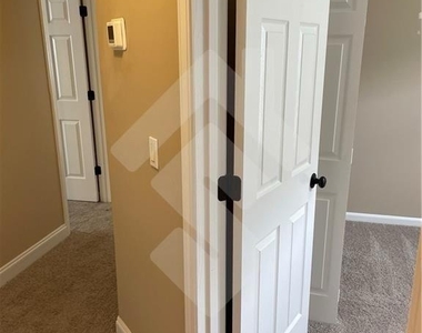 4839 Lake Park Lane - Photo Thumbnail 24