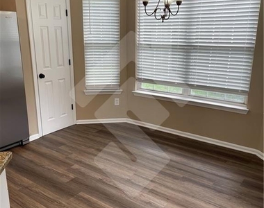 4839 Lake Park Lane - Photo Thumbnail 7